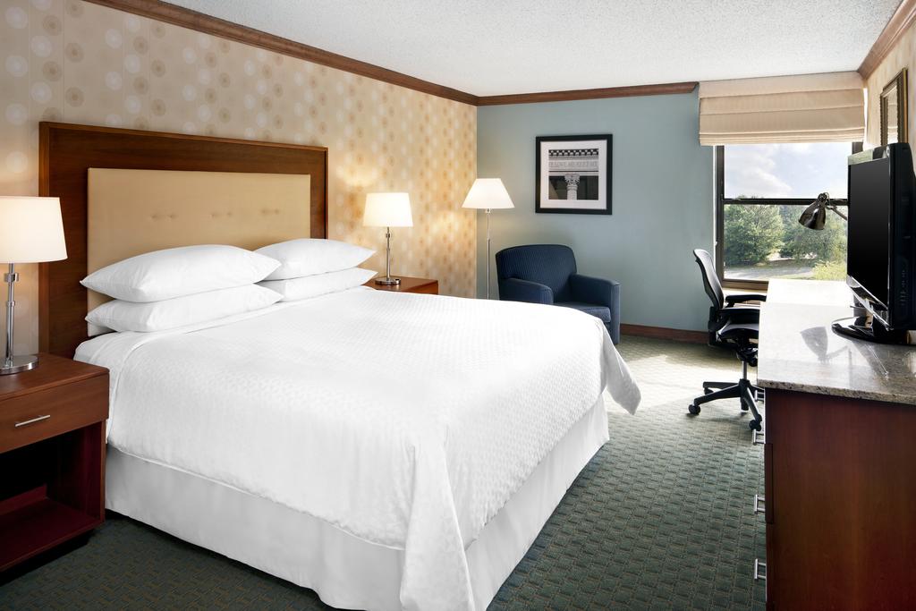 Four Points by Sheraton Richmond Airport