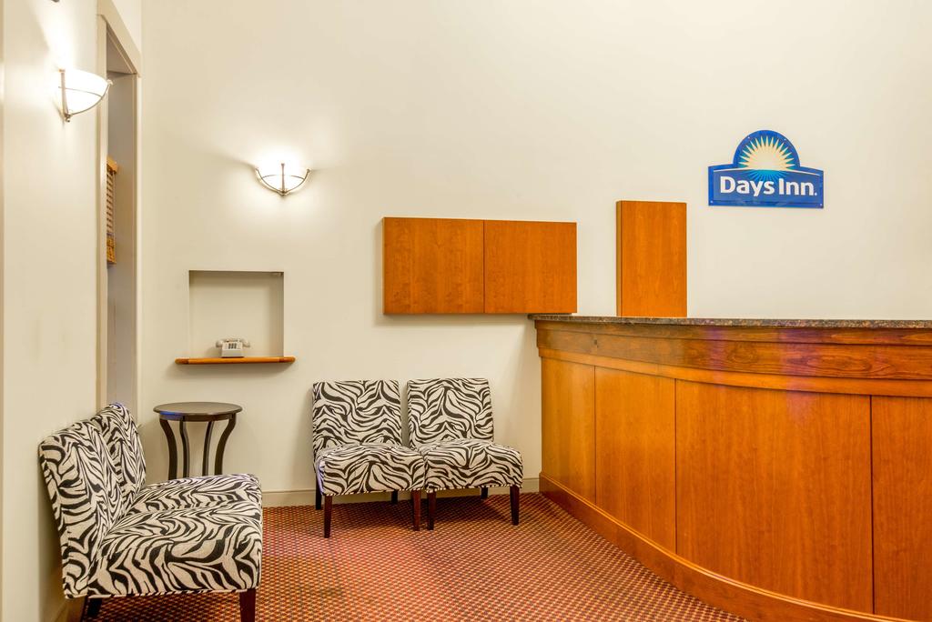 Days Inn Airport-Maine Mall