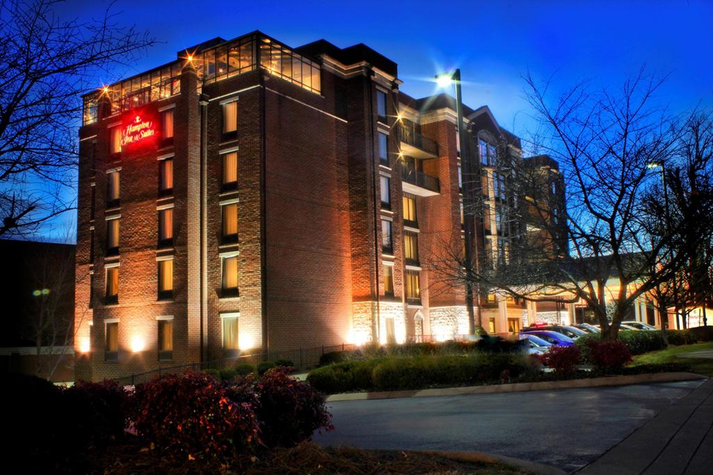 Hampton Inn and Suites Nashville-Green Hills