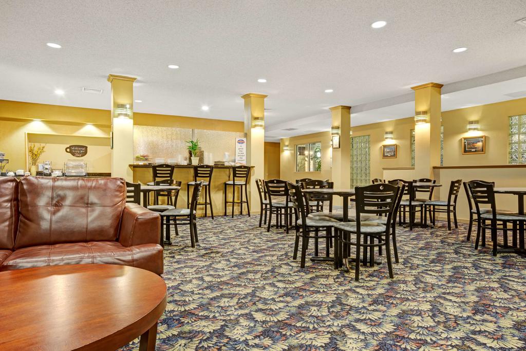 Baymont Inn and Suites Wahpeton