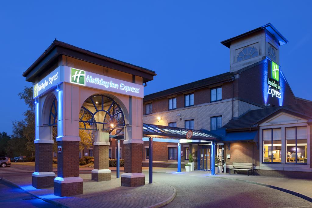 Holiday Inn Express Strathclyde Park M74 - Jct 5