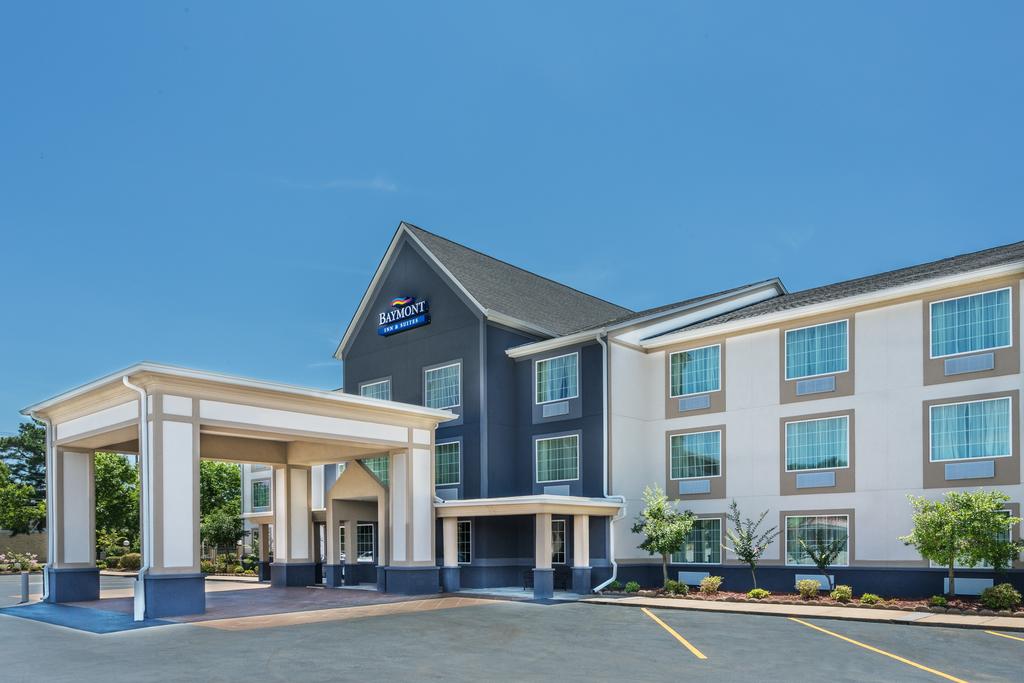 Baymont Inn and Suites North Little Rock