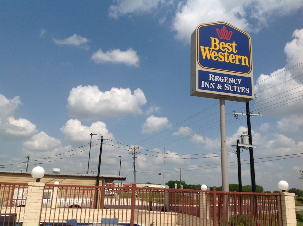 BEST WESTERN Regency Inn and Suites