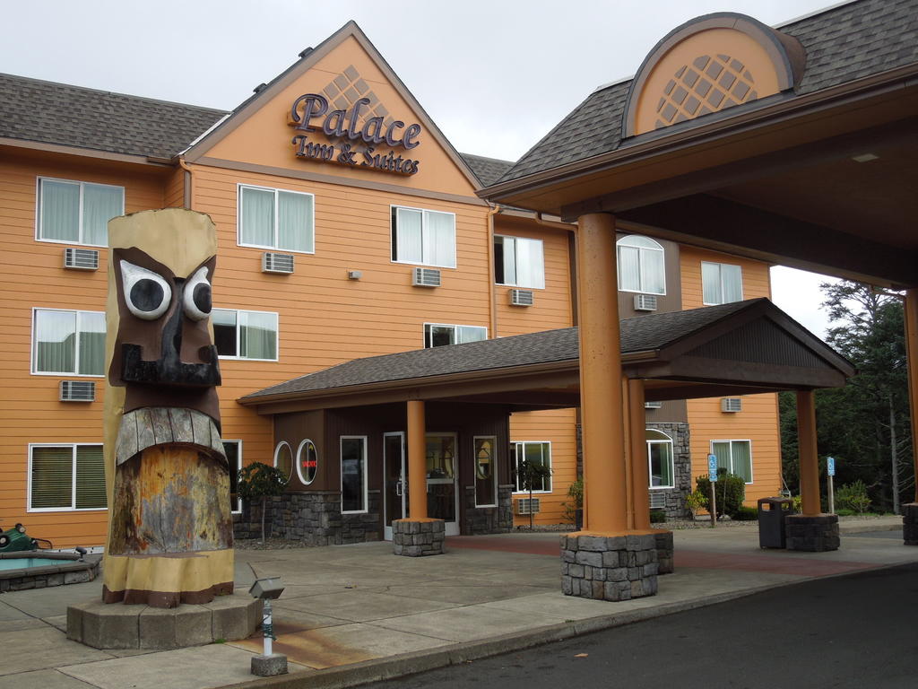 Palace Inn and Suites