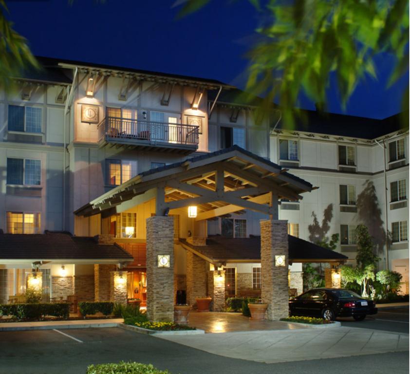 Larkspur Landing Campbell - an All-Suite Hotel