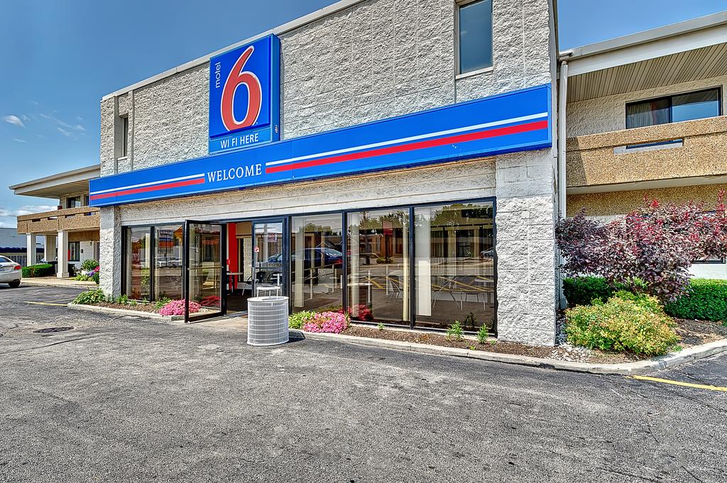 Motel 6 Chicago West - Villa Park