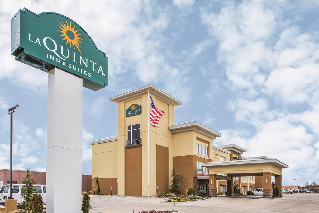 La Quinta Inn Suites Enid