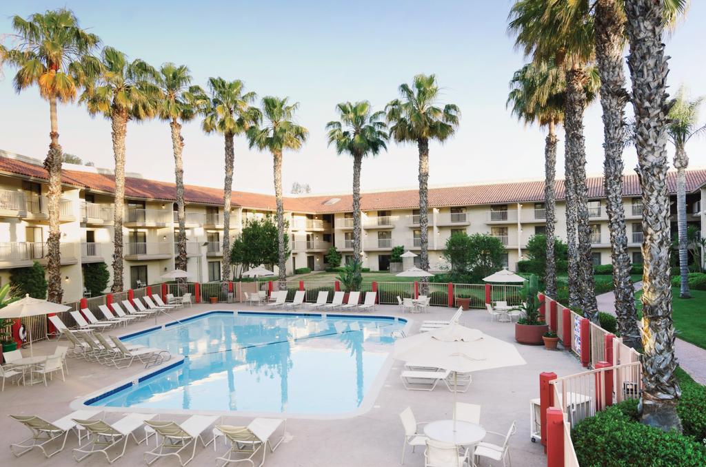 DoubleTree by Hilton Bakersfield