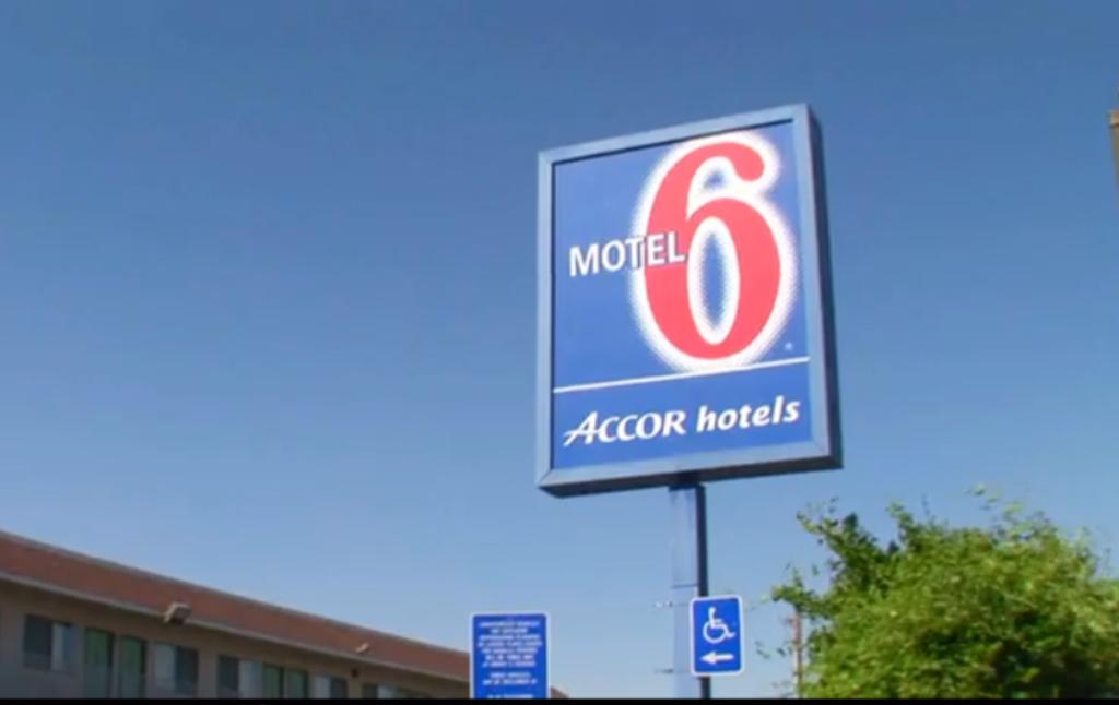 Motel 6 Bakersfield Airport