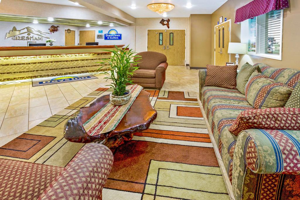 Days Inn and Suites Gresham