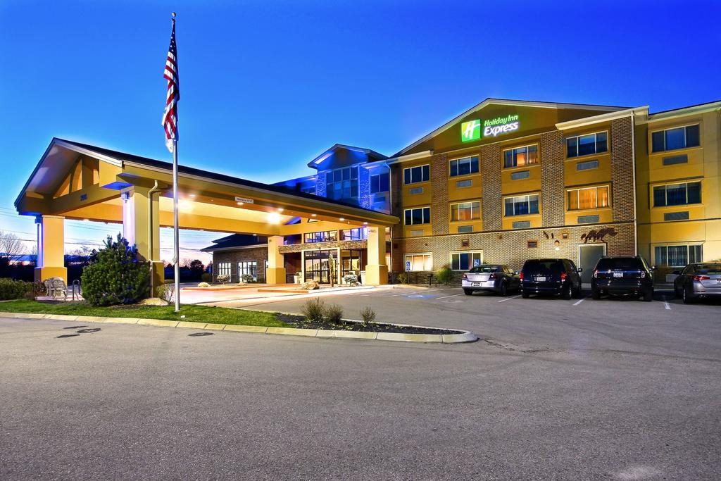 Holiday Inn Express and Suites Boise West Meridian