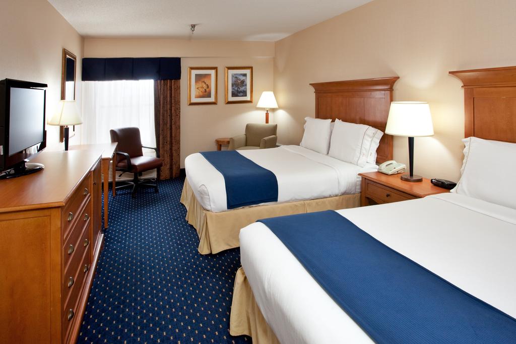 Holiday Inn Express Waynesboro