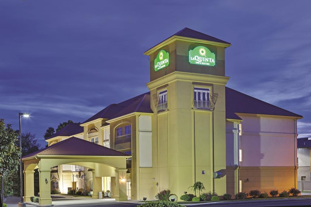 La Quinta Inn and Suites Chambersburg