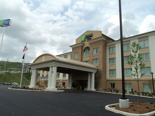 Holiday Inn Express Suites Scranton