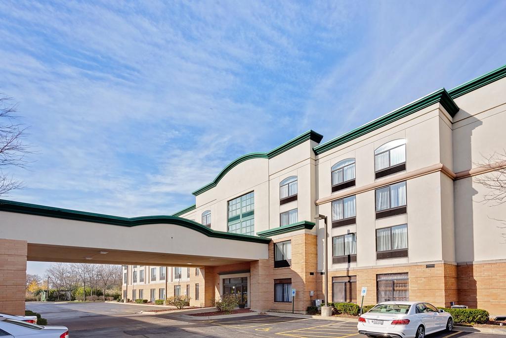 Wingate by Wyndham Arlington Heights - IL