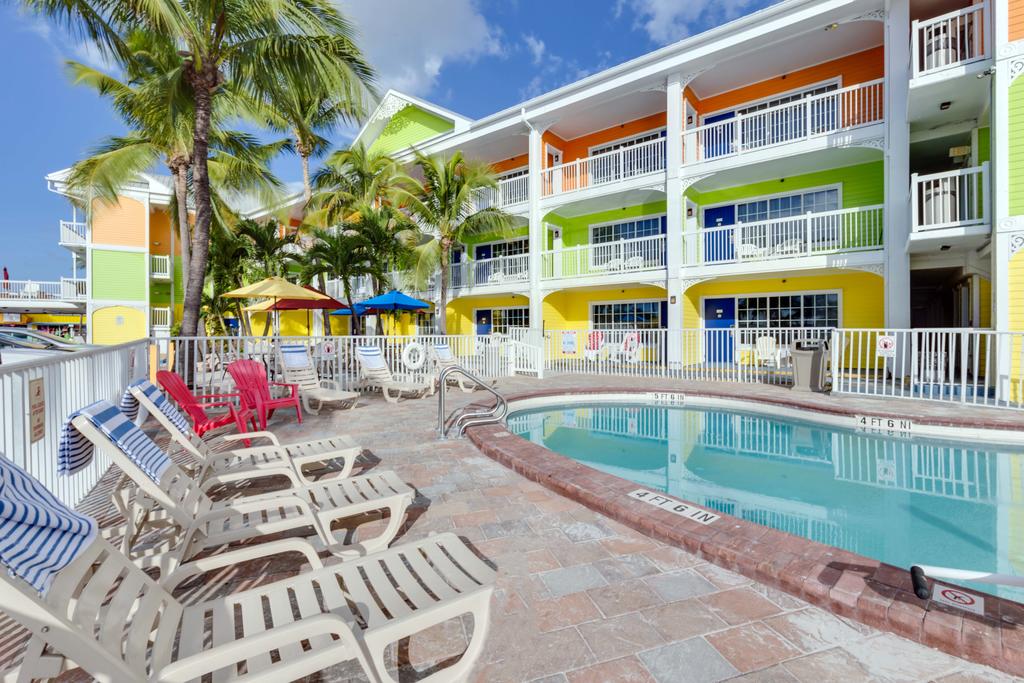 Pierview Hotel and Suites