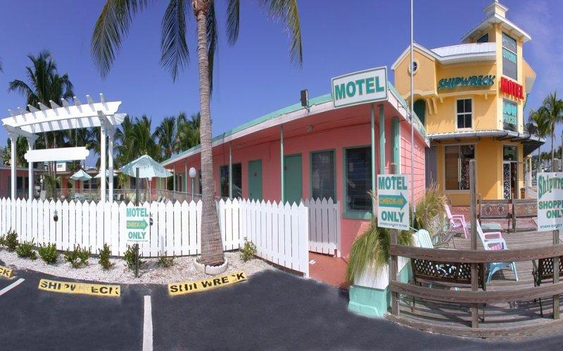 Shipwreck Motel