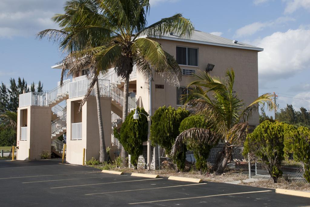 Tahitian Inn Motel