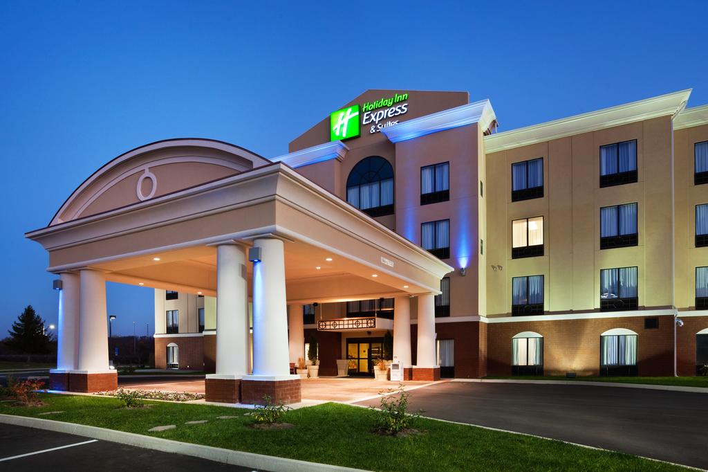 Holiday Inn Exp Stes Newport S