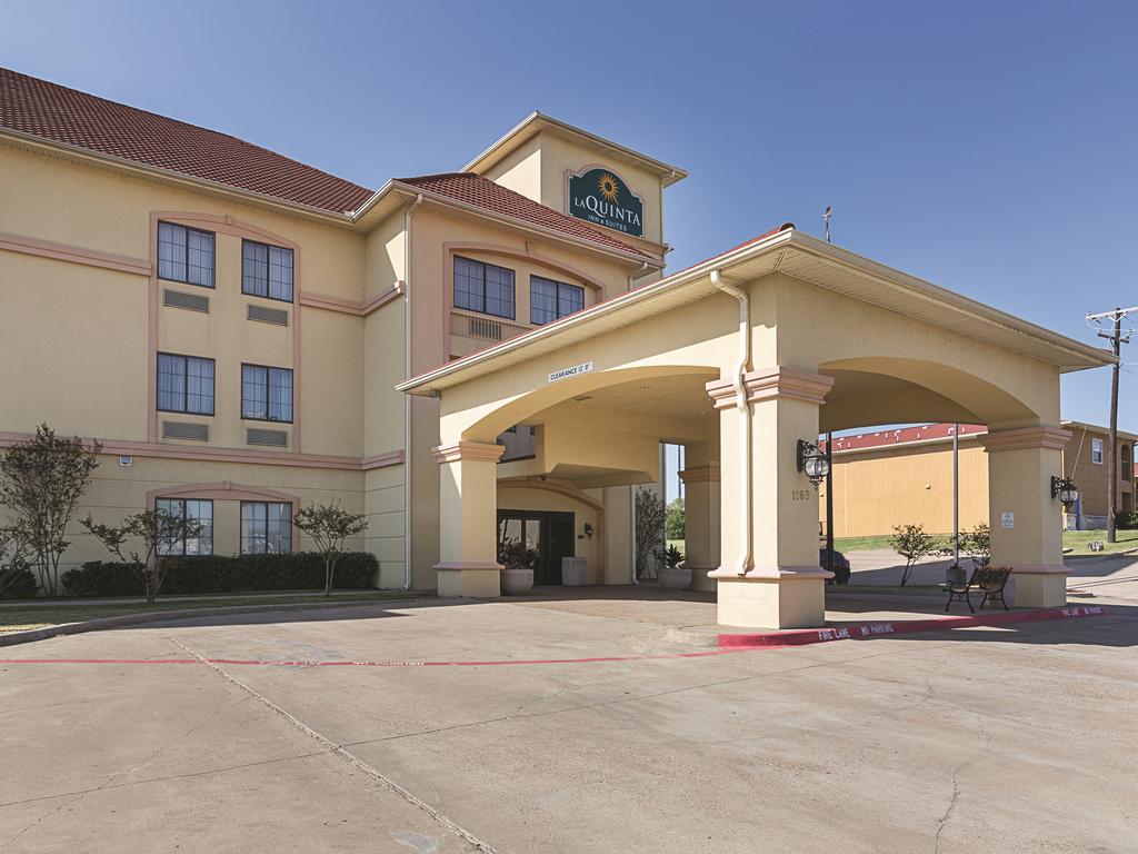 La Quinta Inn and Suites Alvarado