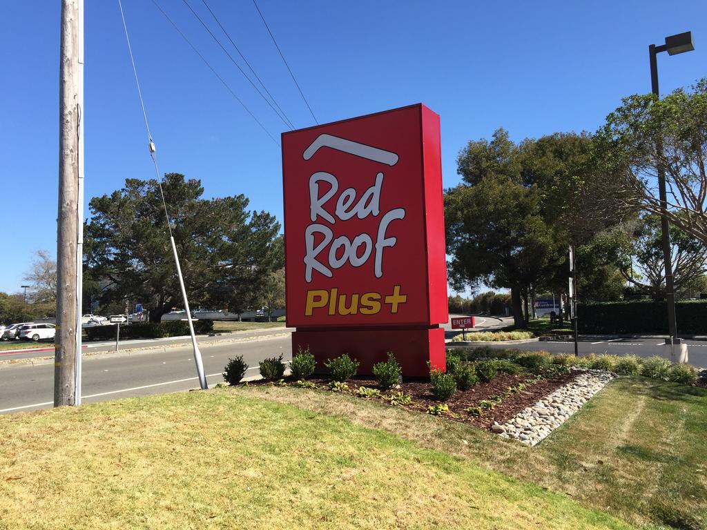 Red Roof PLUS San Francisco Airport