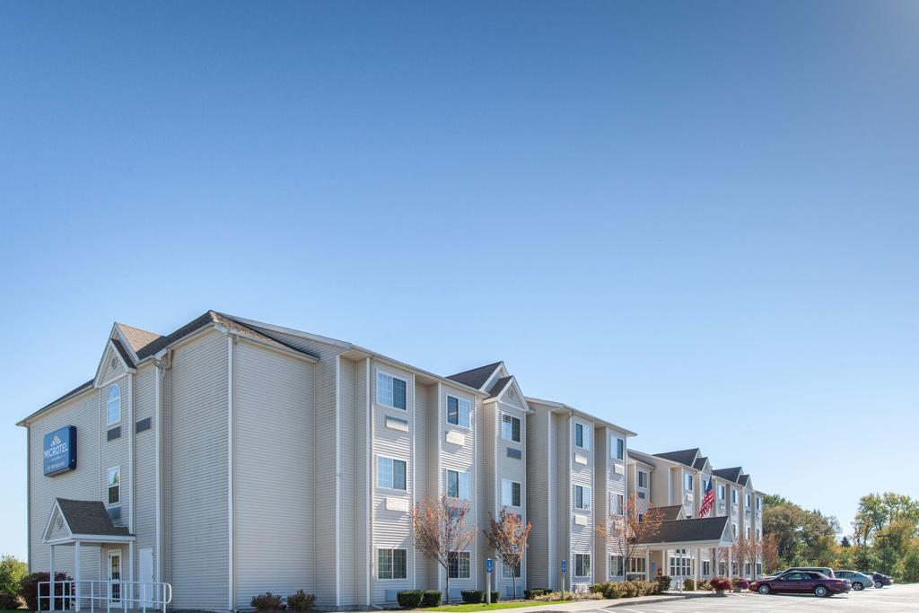 Microtel Inn and Suites by Wyndham Johnstown