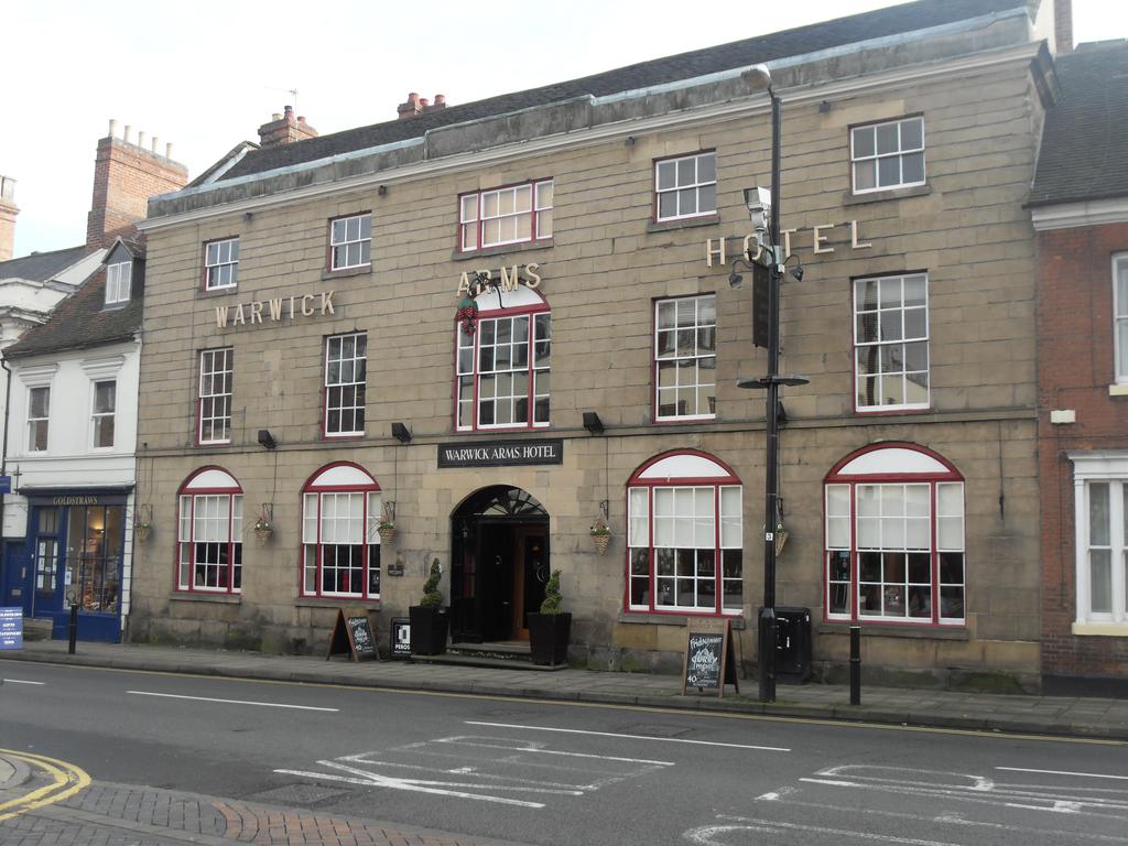 Warwick Arms Hotel