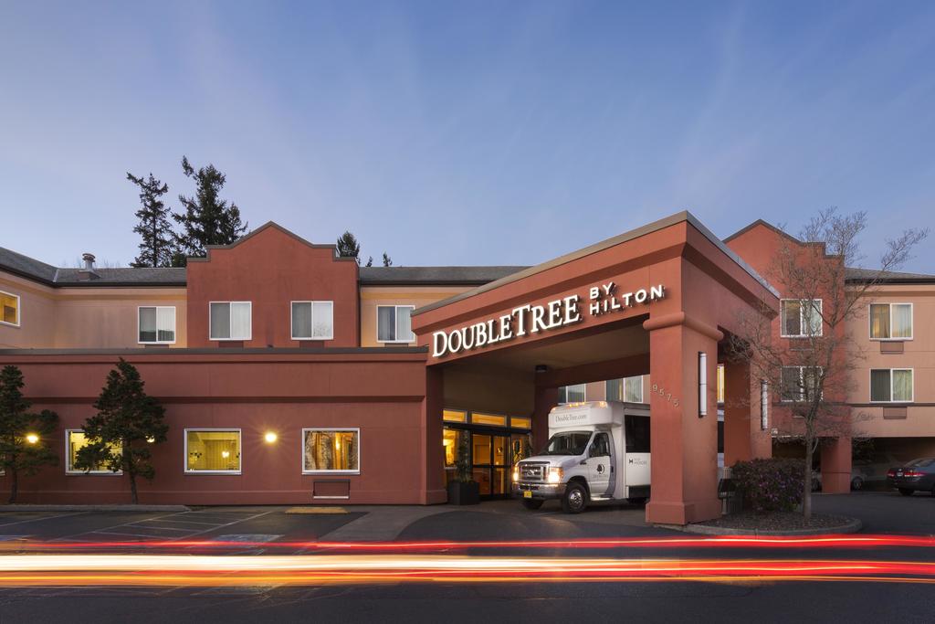 DoubleTree by Hilton Portland Tigard