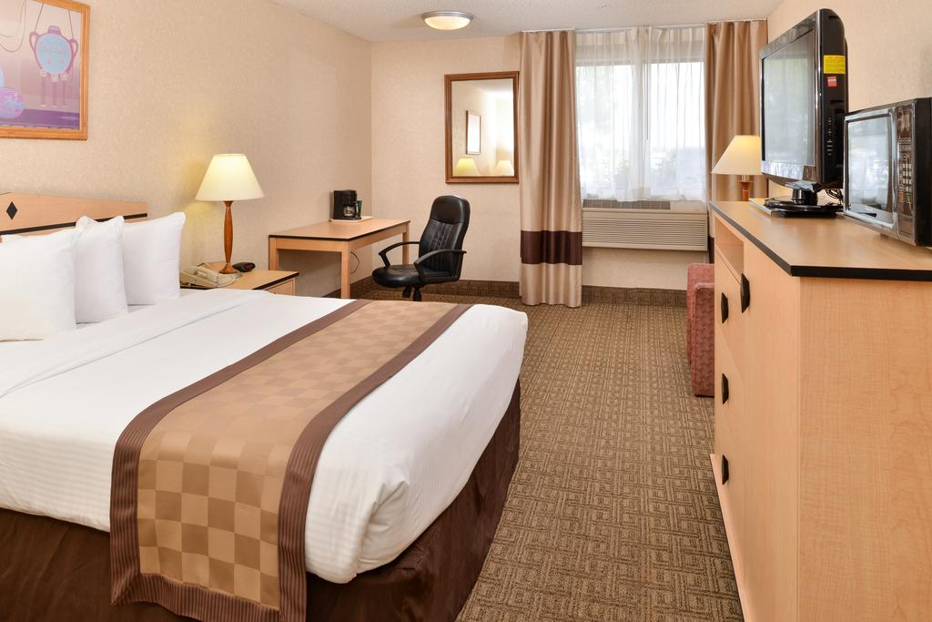 Red Lion Inn and Suites Denver Airport