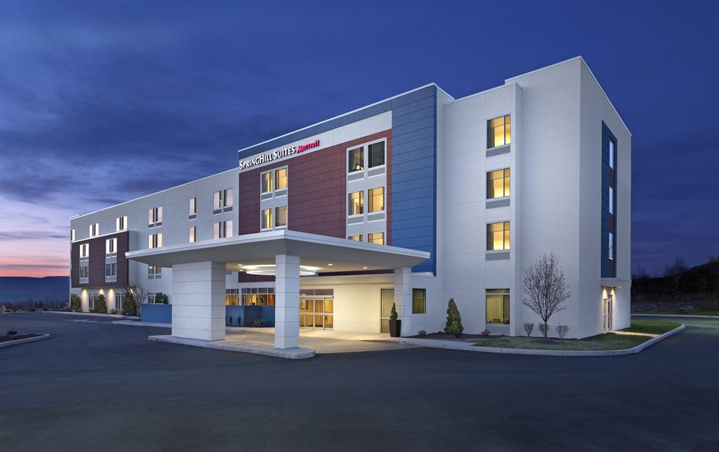 SpringHill Suites Wichita Airport