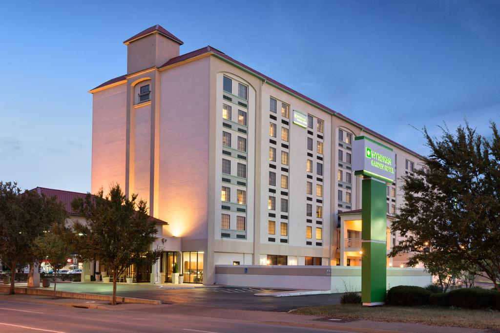 Wyndham Garden Wichita Downtown