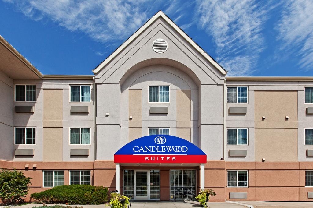 Candlewood Suites Wichita Arpt