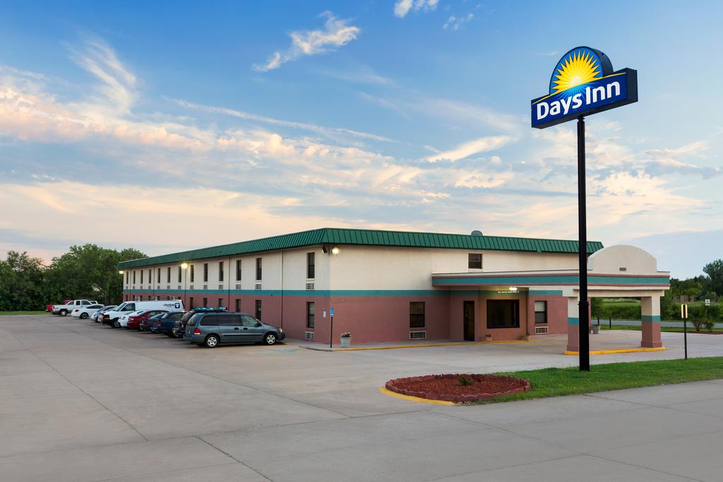 Days Inn N Wichita Park City