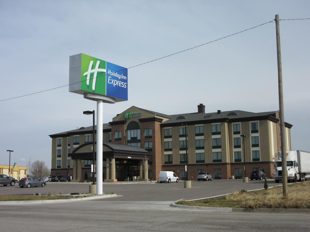 Holiday Inn Exp Wichita South