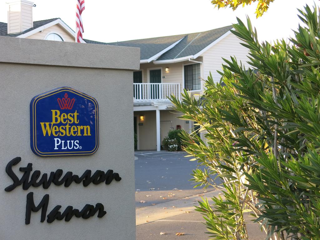 BEST WESTERN PLUS Stevenson Manor