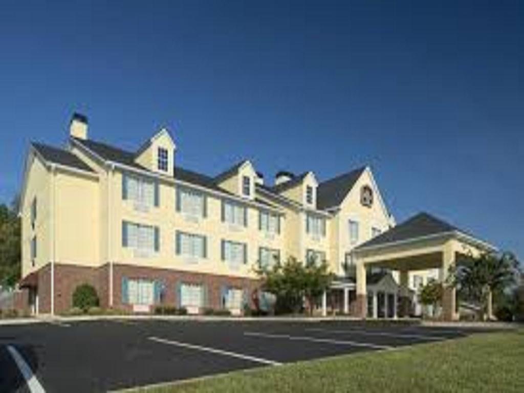 BEST WESTERN PLUS Lake Lanier Gainesville Hotel and Suites