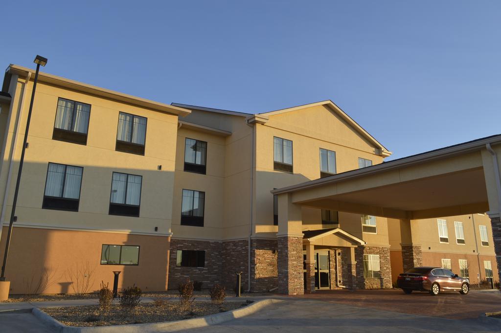 BEST WESTERN PLUS Stevens County Inn