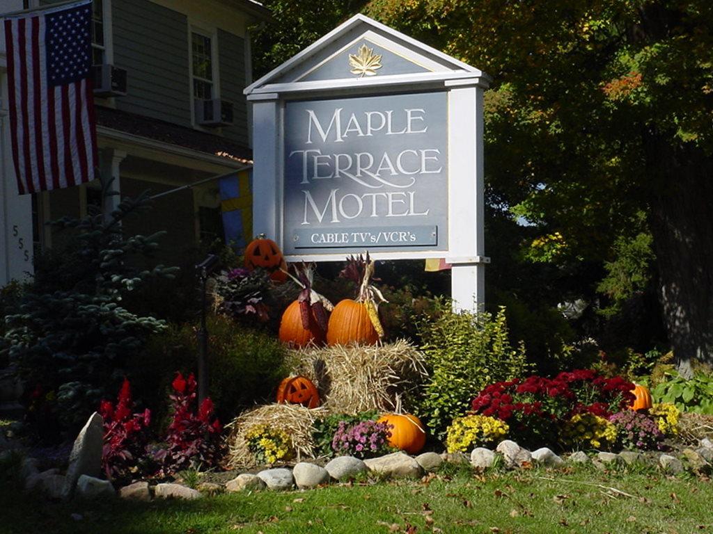 Maple Terrace Motel