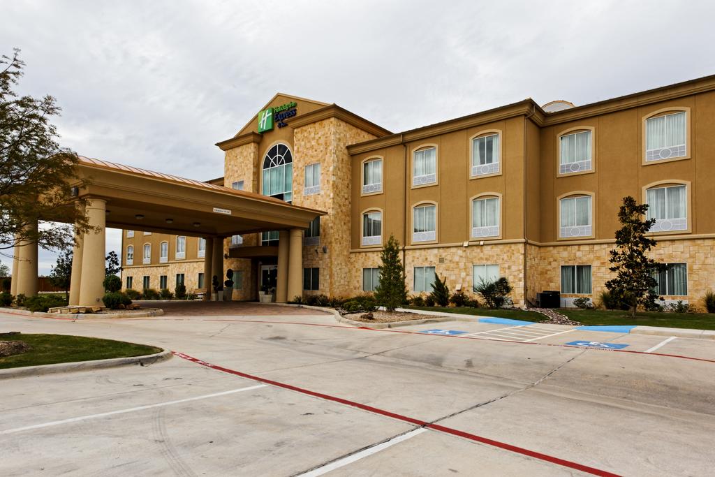 Holiday Inn Exp Stes Glen Rose