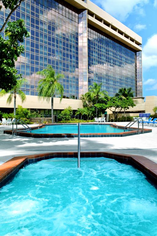 DoubleTree by Hilton Miami Airport and Convention Center