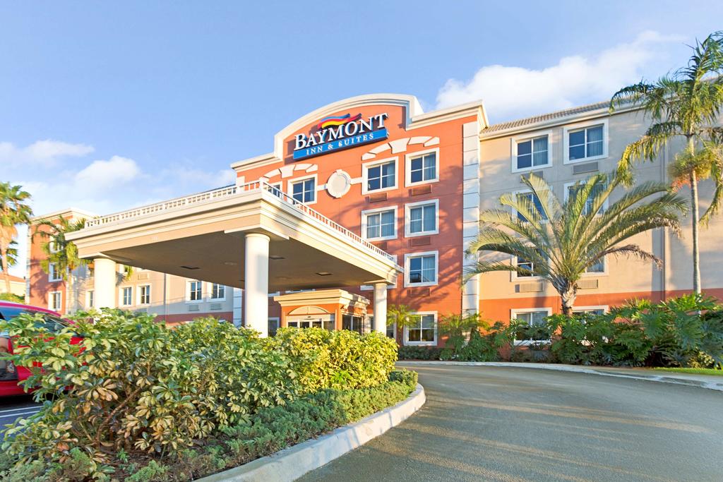 Baymont Inn and Suites Miami Airport West-Doral