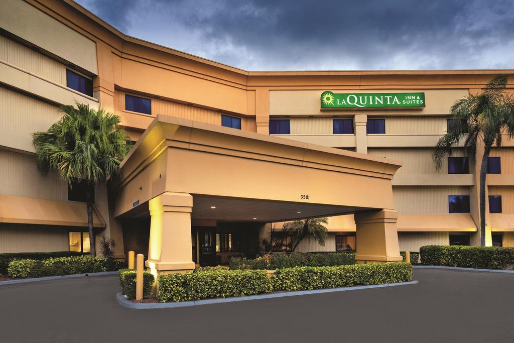 La Quinta Inn and Suites Miami Airport East