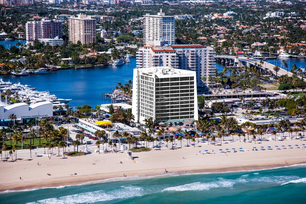 Courtyard Fort Lauderdale Beach