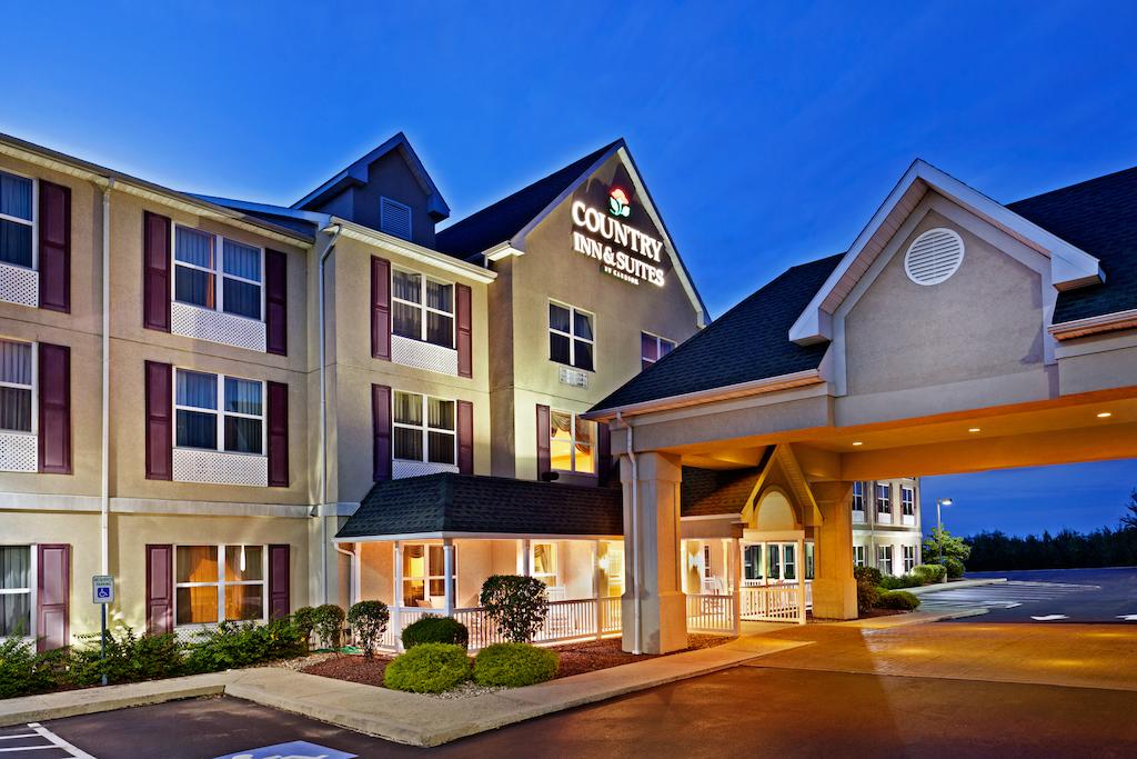 Country Inn and Suites Frackville