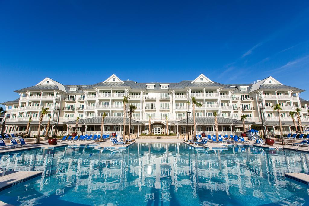 The Beach Club - Charleston Harbor Resort and Marina