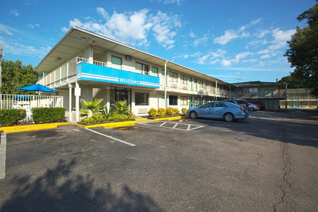 Motel 6 Charleston South SC