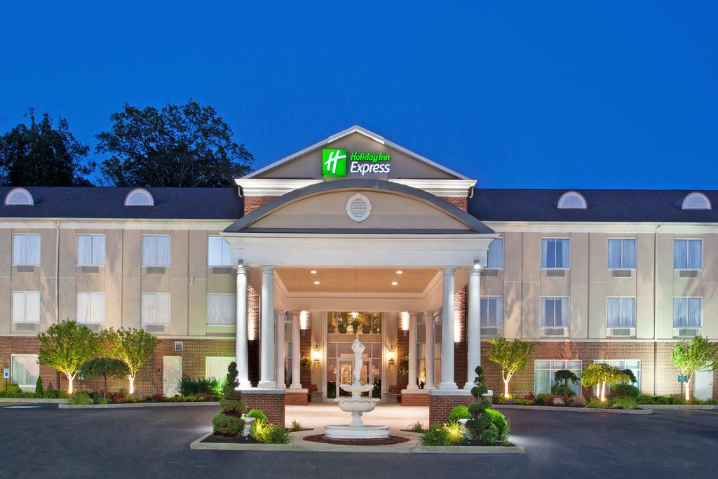 Holiday Inn Express Hotel and Suites Youngstown North-Warren-Niles