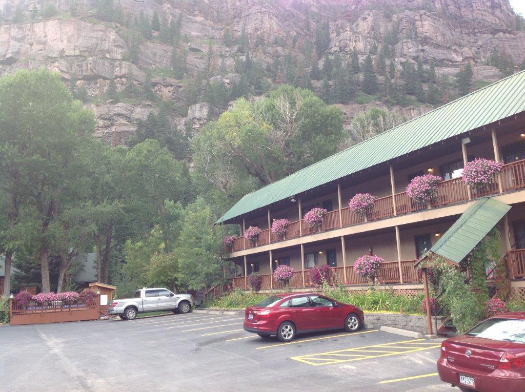 The Rivers Edge Motel Lodge and Resort