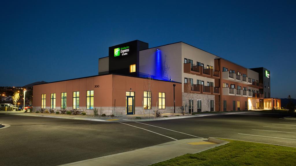 Holiday Inn Express Suites Pocatello