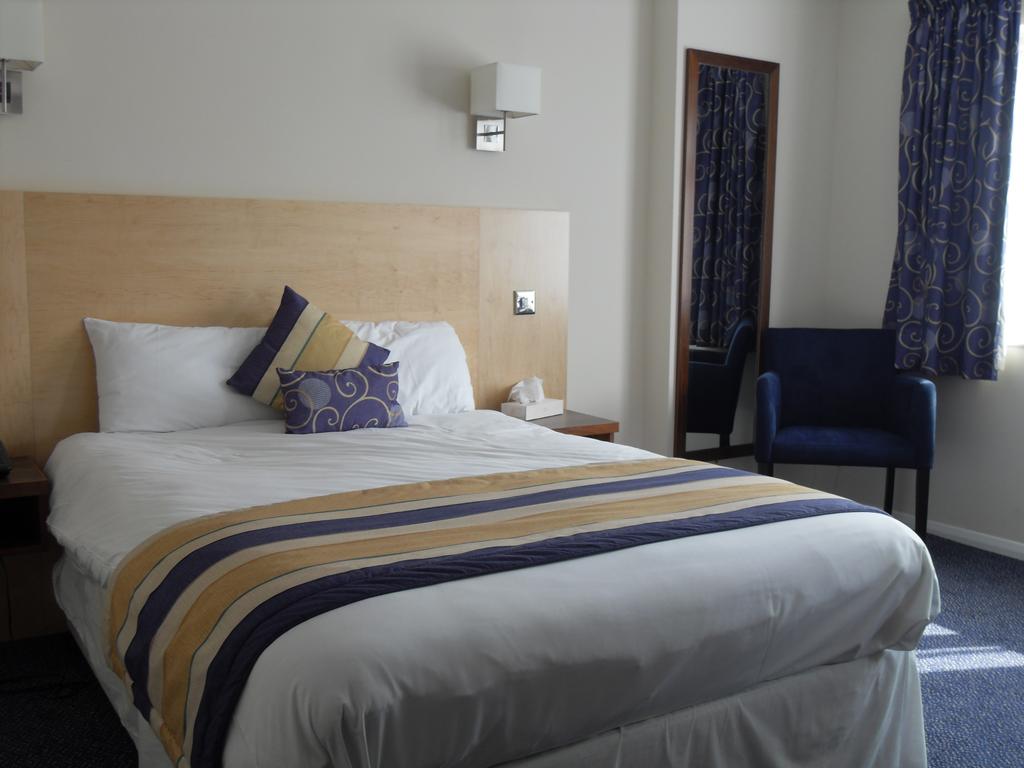 BEST WESTERN Gatwick Skylane Hotel